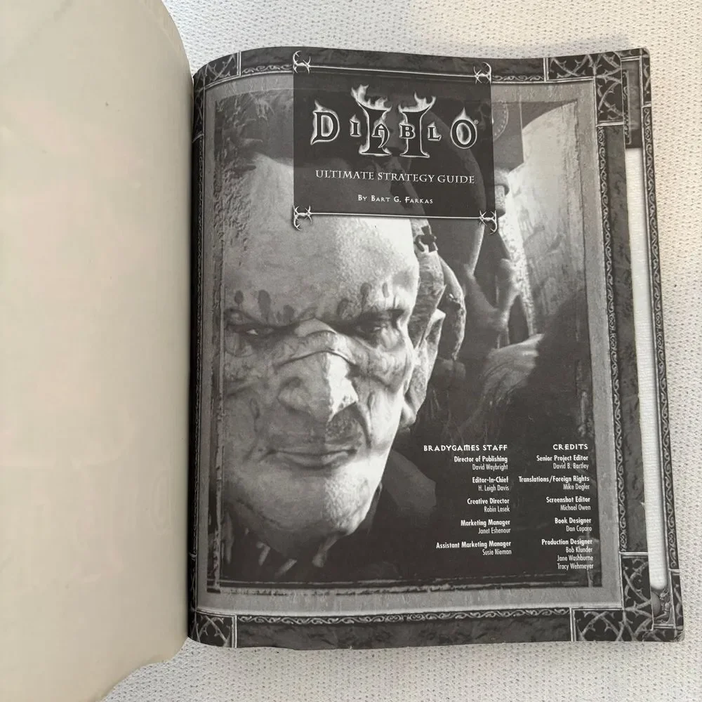 Diablo II 2 Ultimate Strategy Guide‎ Brady Blizzard PC Game Book Booklet Vintage